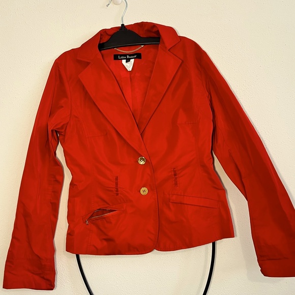 Beautiful red - Picture 1 of 3